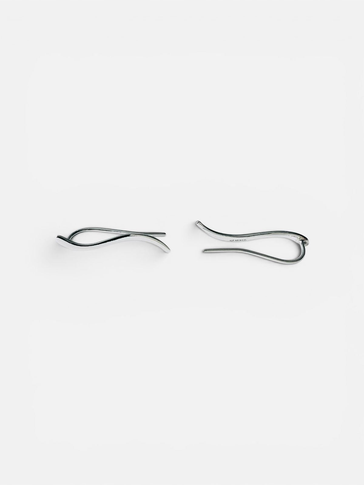 Ear Crawler Silueta