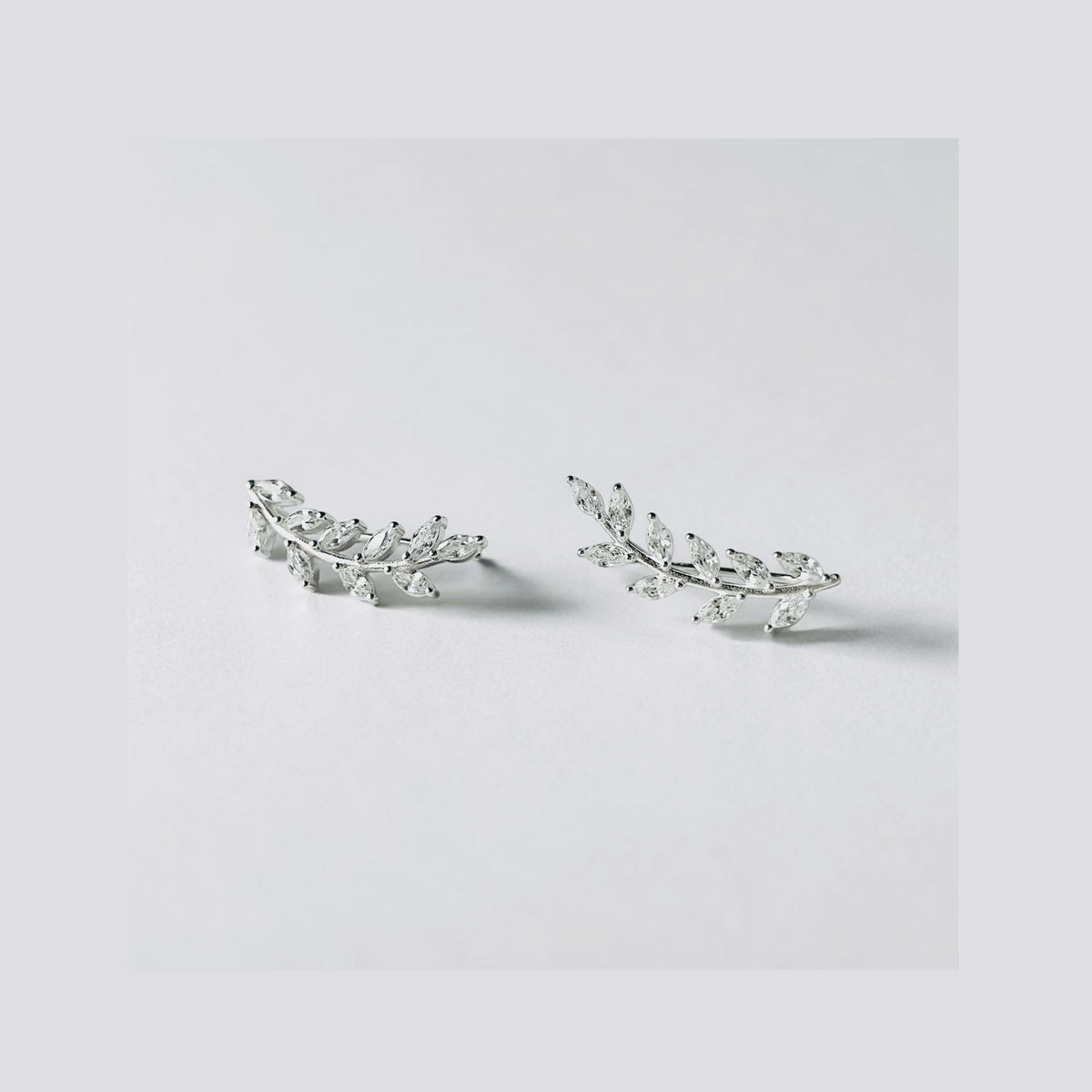 Ear Crawler Zirconia